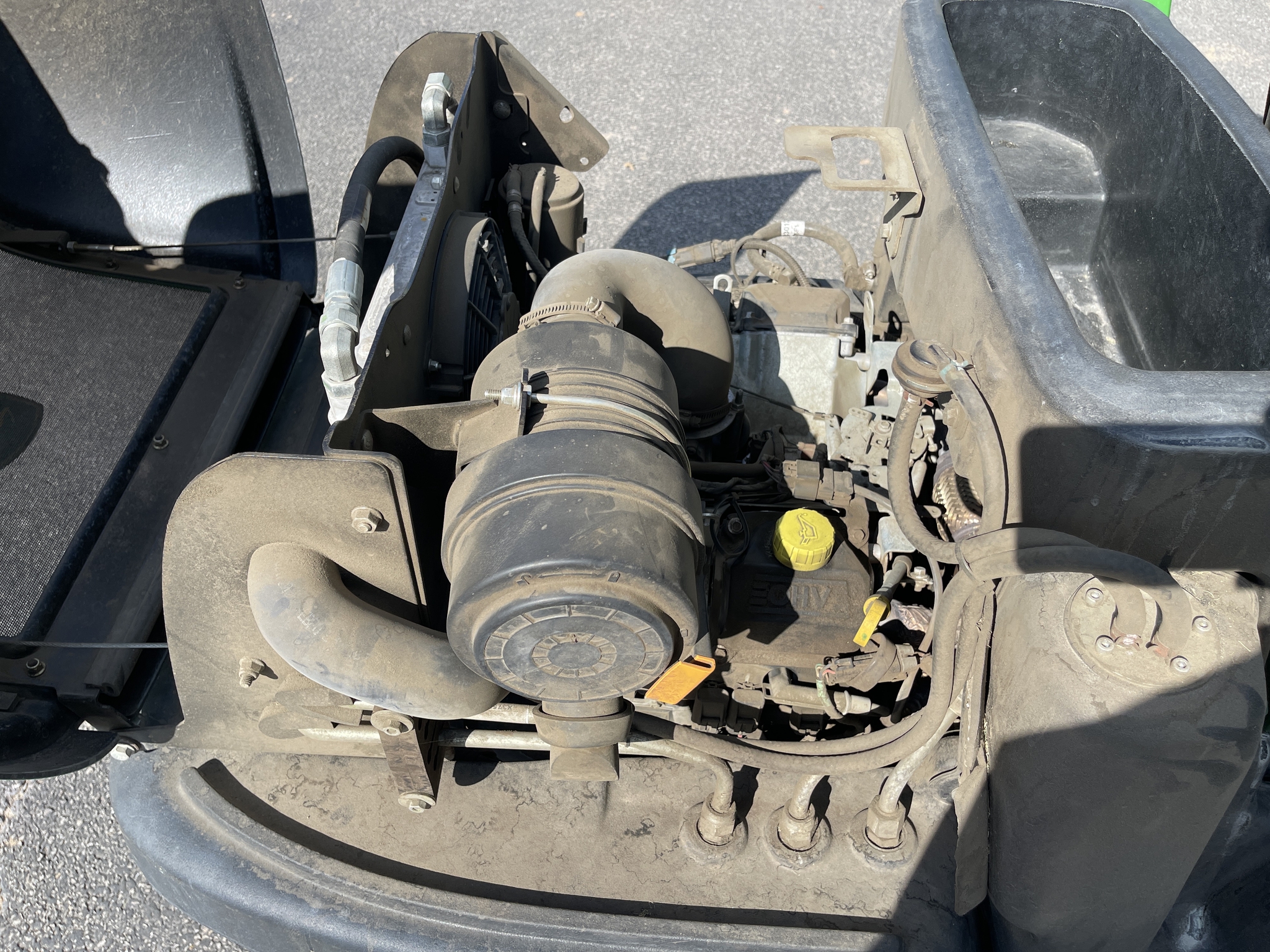2021 John Deere 2400 Image 15