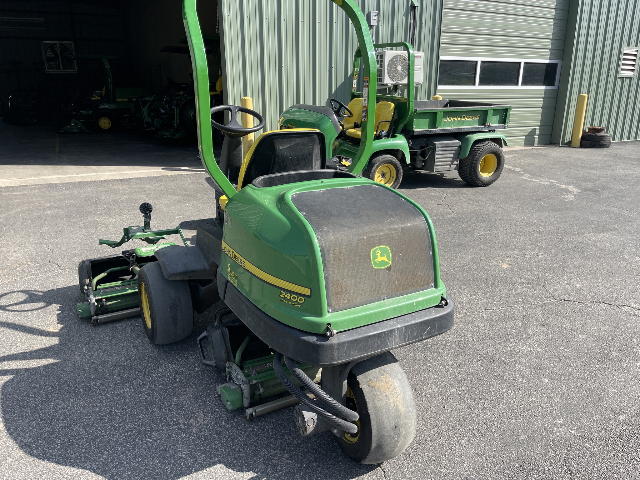 2021 John Deere 2400 Image 9