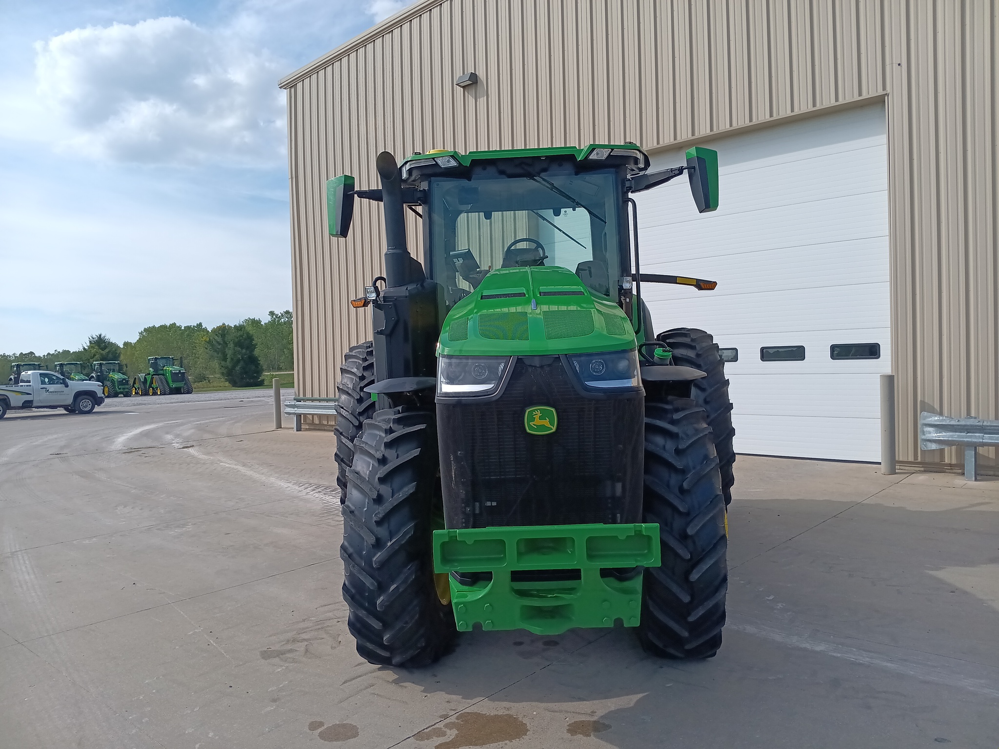 2024 John Deere 8R 250 Image 9