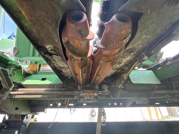 Used 2006 John Deere 893 Corn and Row Crop headers at Koenig Equipment in Anna, OH - Photo12