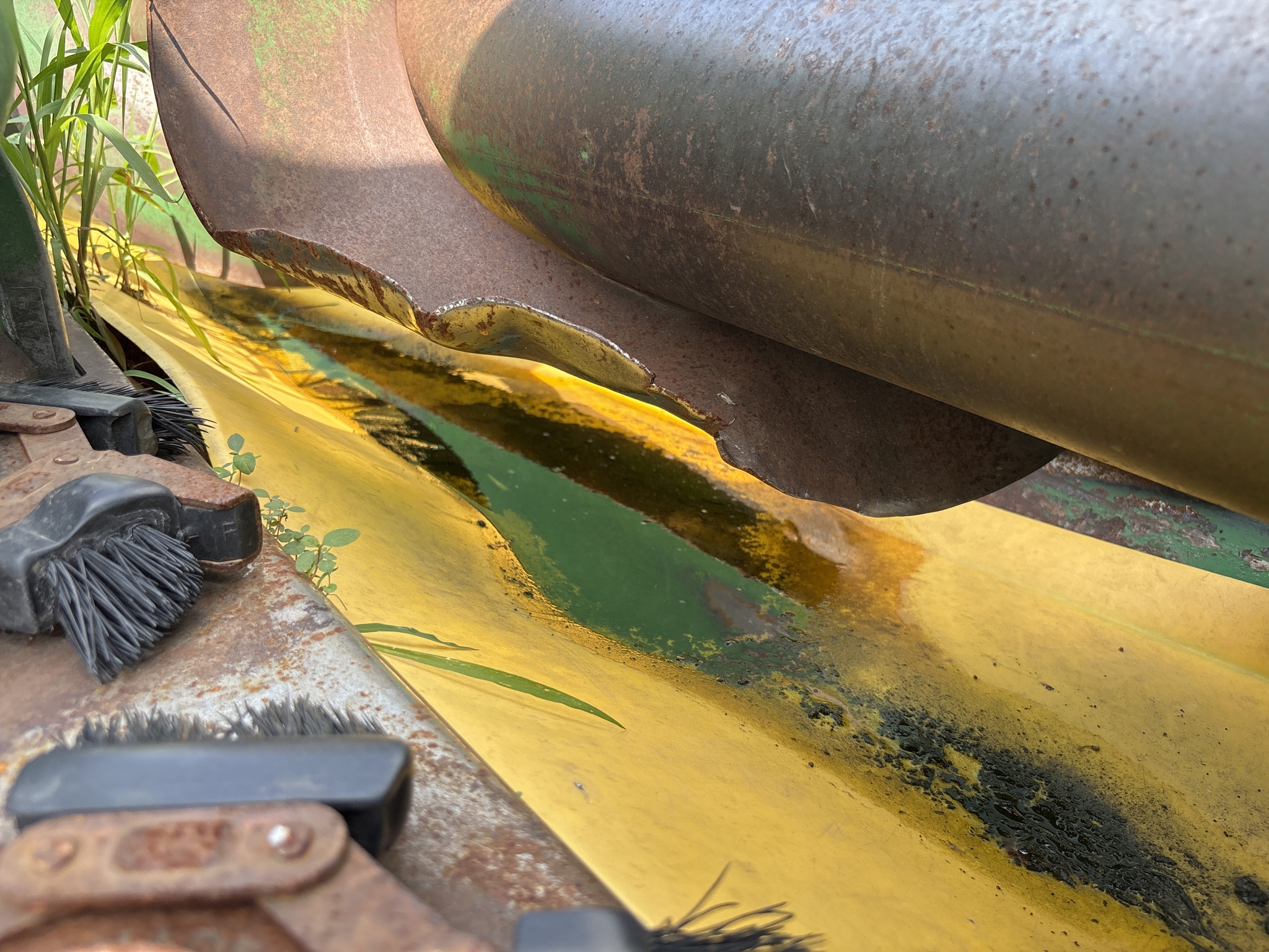 Used 2006 John Deere 893 Corn and Row Crop headers at Koenig Equipment in Anna, OH - PhotoXL13