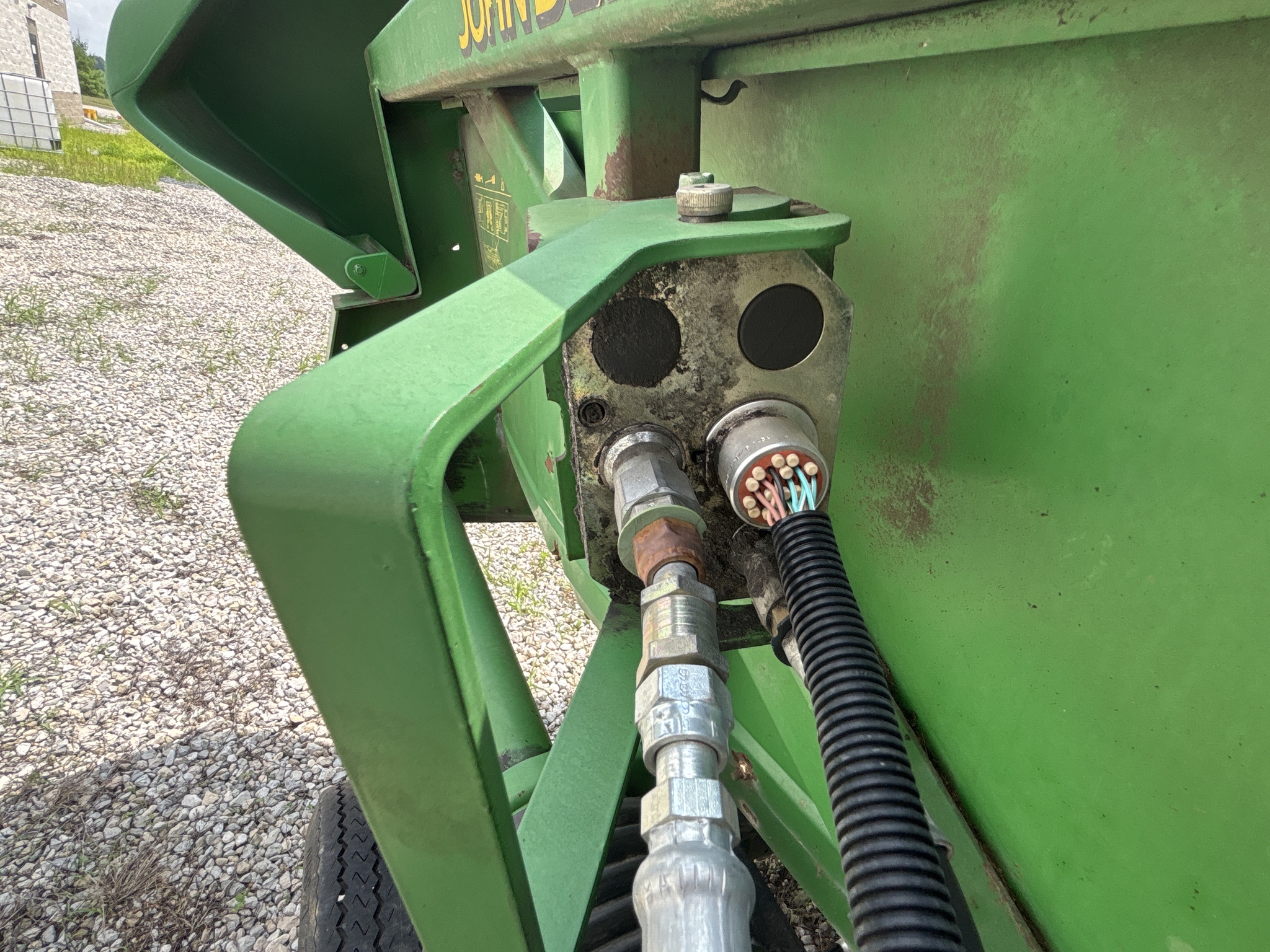 Used 2006 John Deere 893 Corn and Row Crop headers at Koenig Equipment in Anna, OH - PhotoXL15