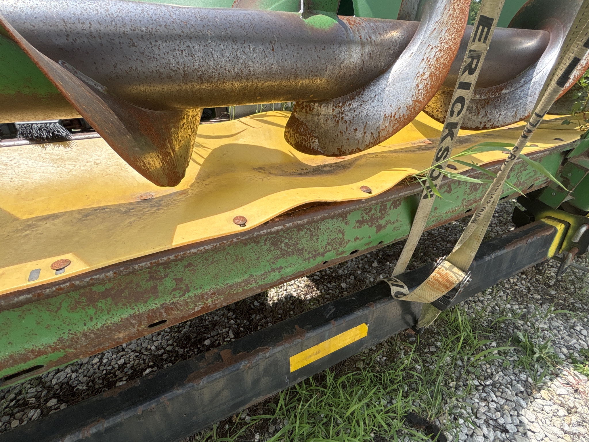 Used 2006 John Deere 893 Corn and Row Crop headers at Koenig Equipment in Anna, OH - PhotoXL14
