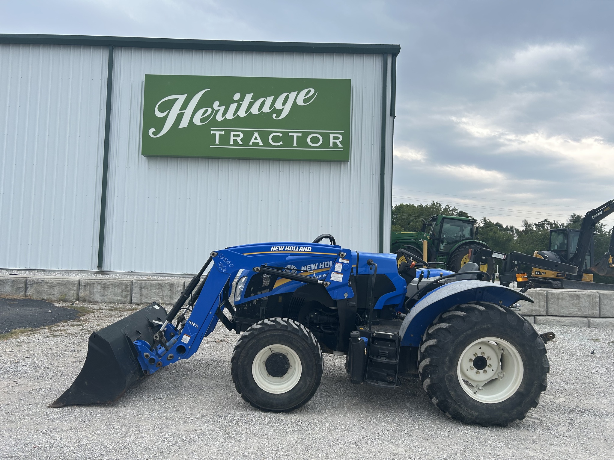  2022 New Holland Workmaster 95 at Heritage Tractor in Joplin, MO