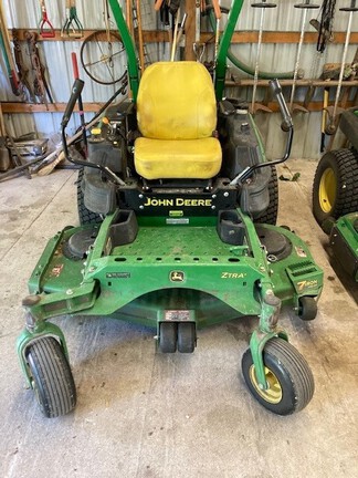 Photo of 2017 John Deere Z930R
