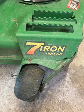Photo of 2017 John Deere Z930R