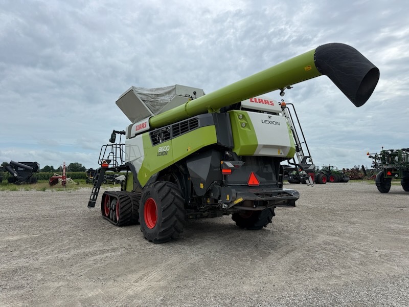 2021 Claas 8600TT Image 3
