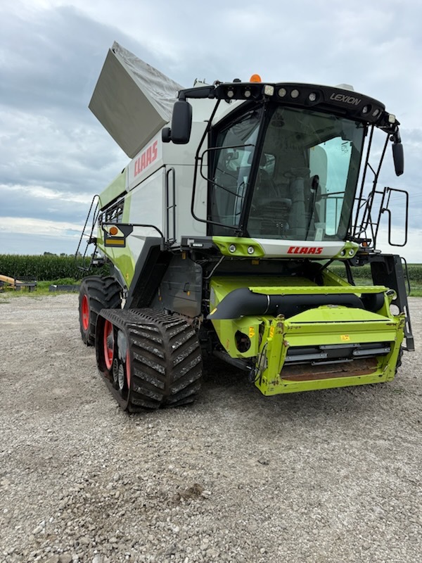 2021 Claas 8600TT Image 2