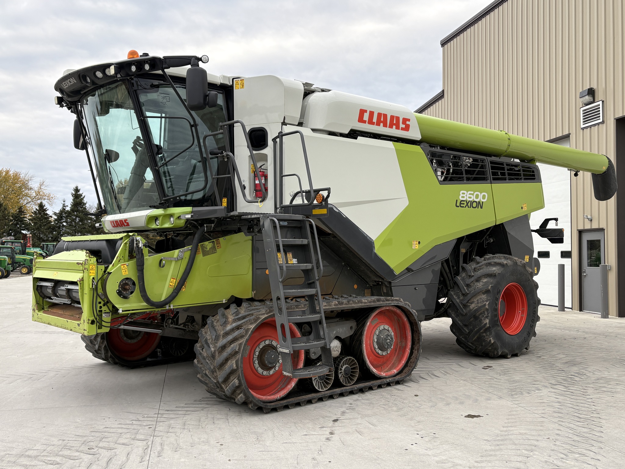 2021 Claas 8600TT Image 7
