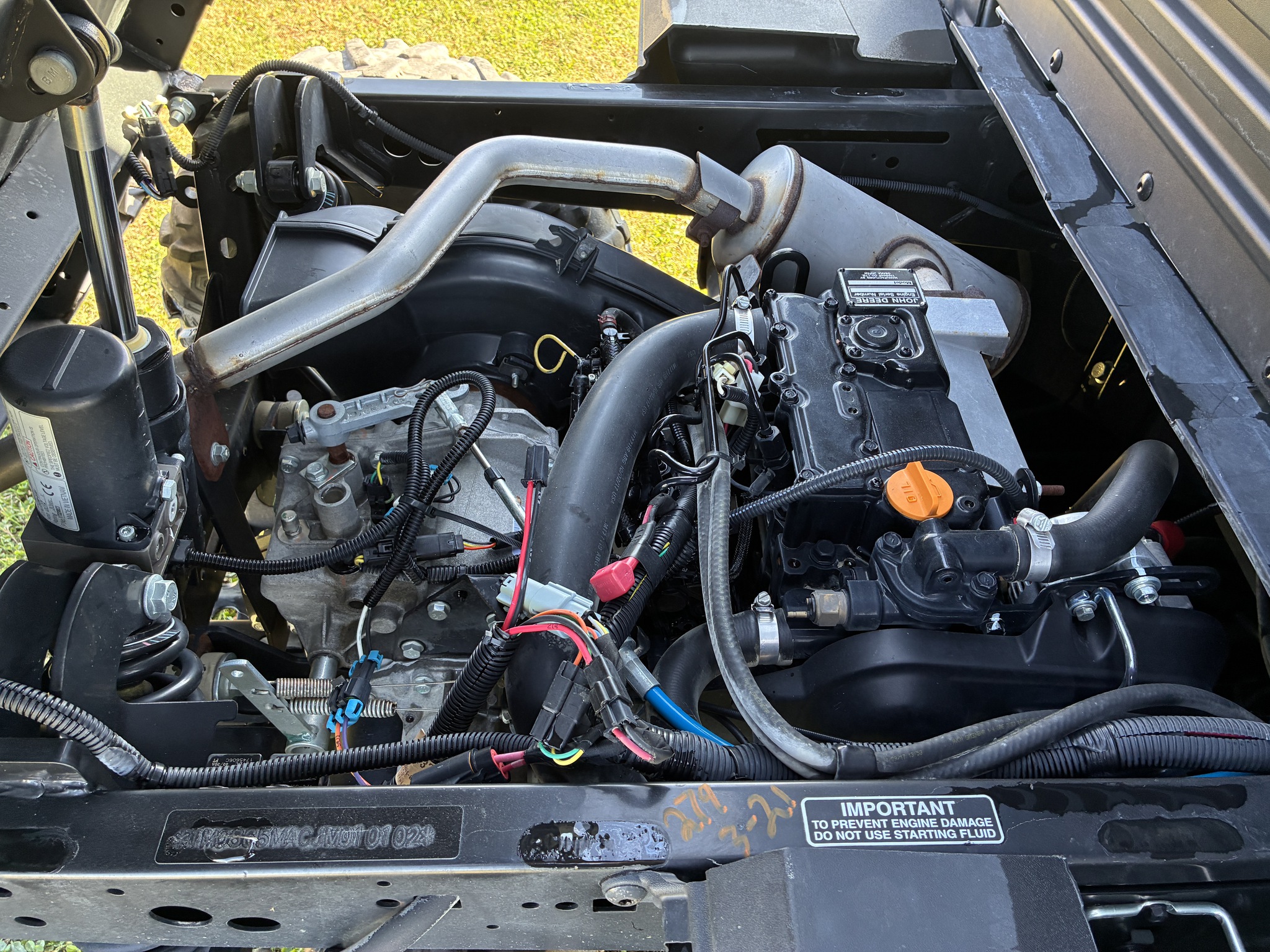 2018 John Deere XUV 865M Image 15