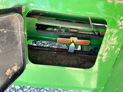 2014 John-Deere 640FD
