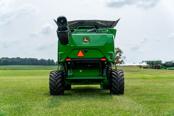 Used 2025 John Deere S7 600 Combines at Koenig Equipment in Anna, OH - Photo3