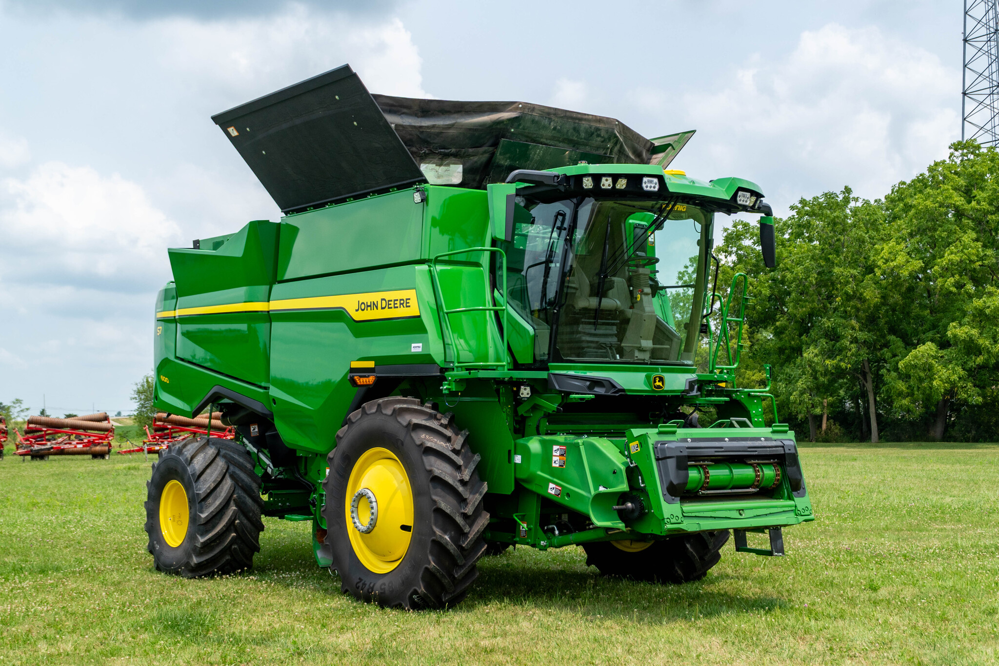 Used 2025 John Deere S7 600 Combines at Koenig Equipment in Anna, OH - PhotoXL6
