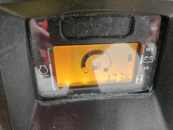 Photo of 2023 John Deere X370