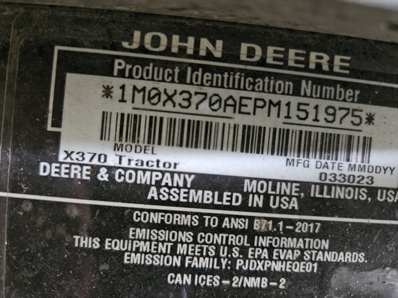 Photo of 2023 John Deere X370
