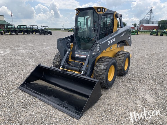 Photo of 2024 John Deere 330 P