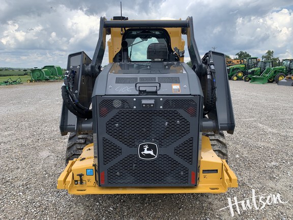 Photo of 2024 John Deere 330 P