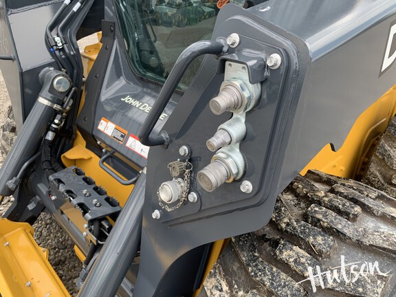 Photo of 2024 John Deere 330 P