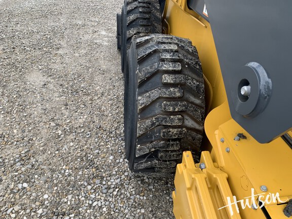 Photo of 2024 John Deere 330 P