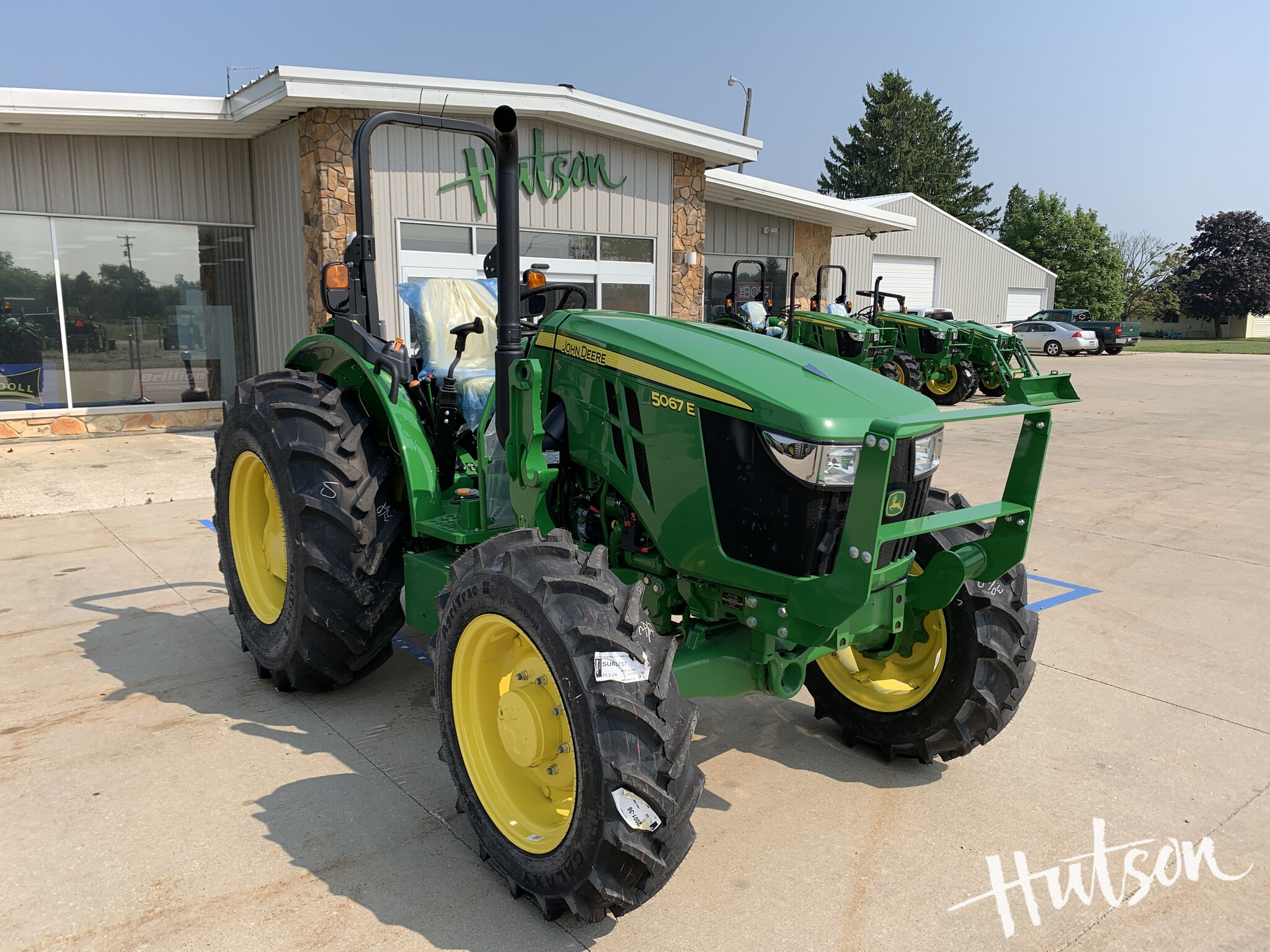 2024 John Deere 5067E