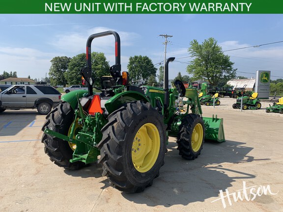Photo of 2024 John Deere 5067E
