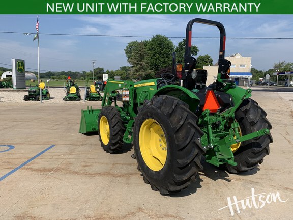 Photo of 2024 John Deere 5067E