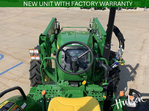 Photo of 2024 John Deere 5067E