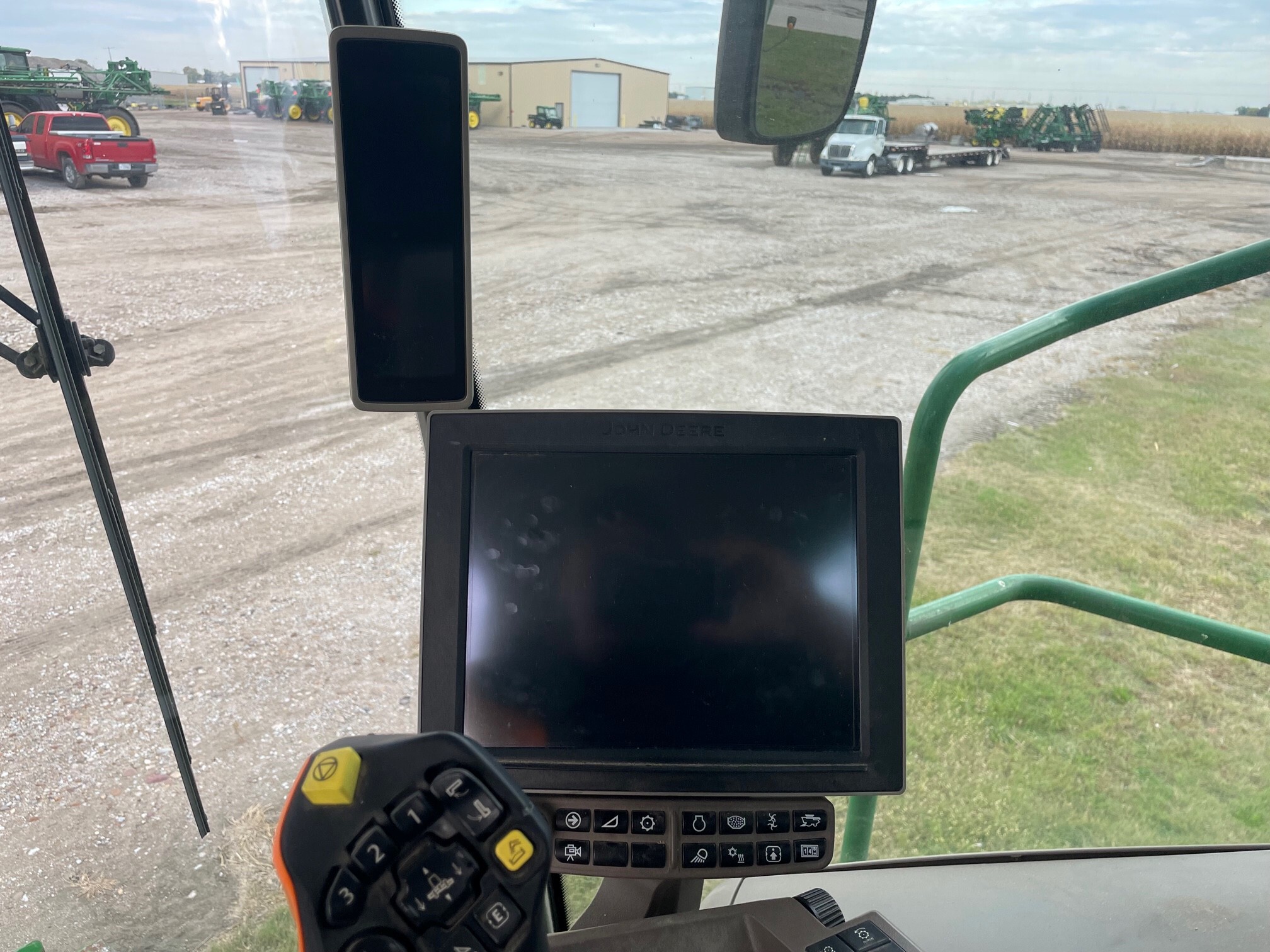 2022 John Deere S770 Image 8