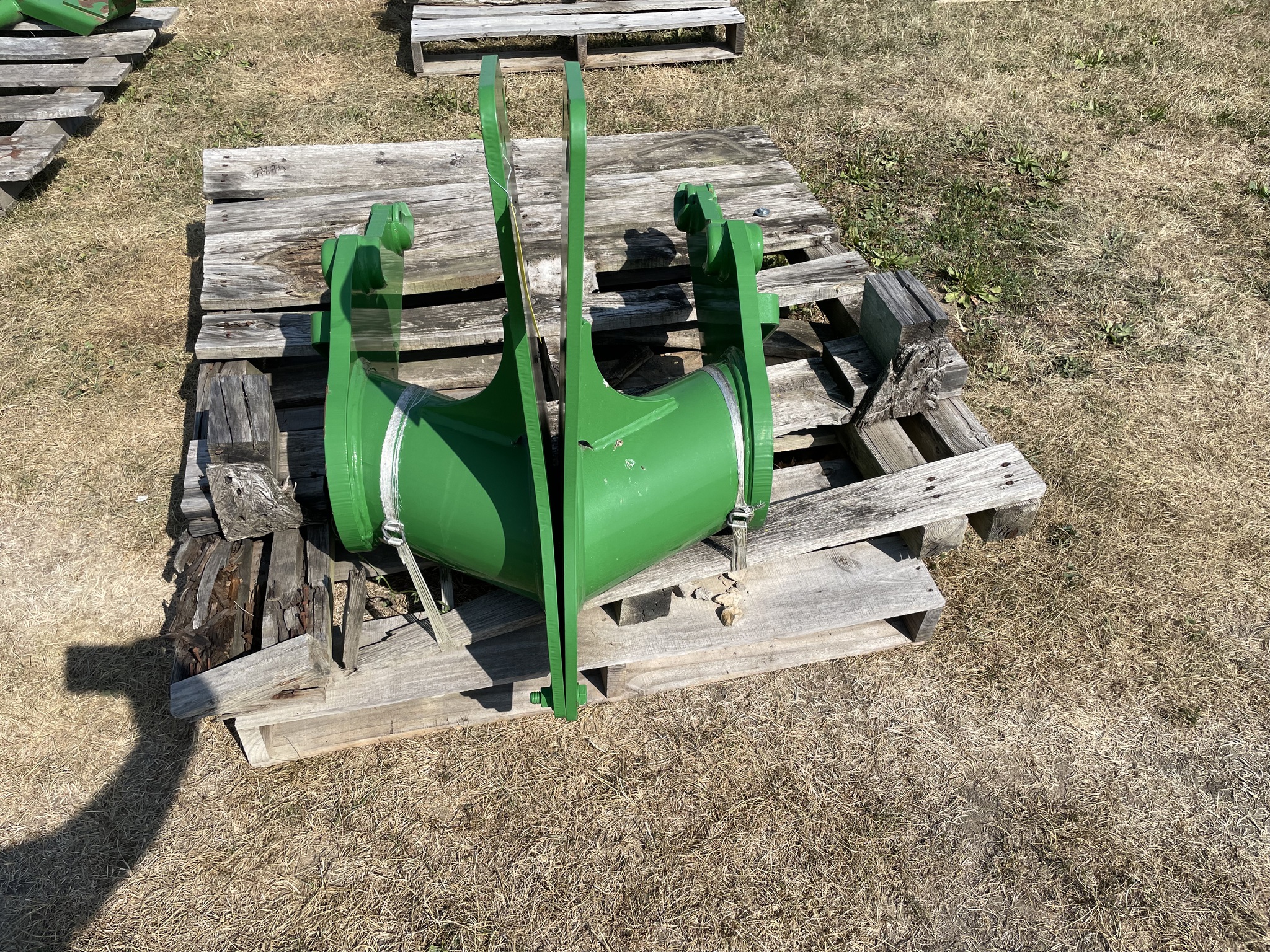John Deere 520M Image 2