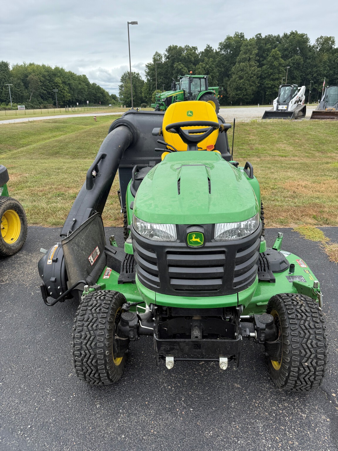 John Deere X758 Image 6