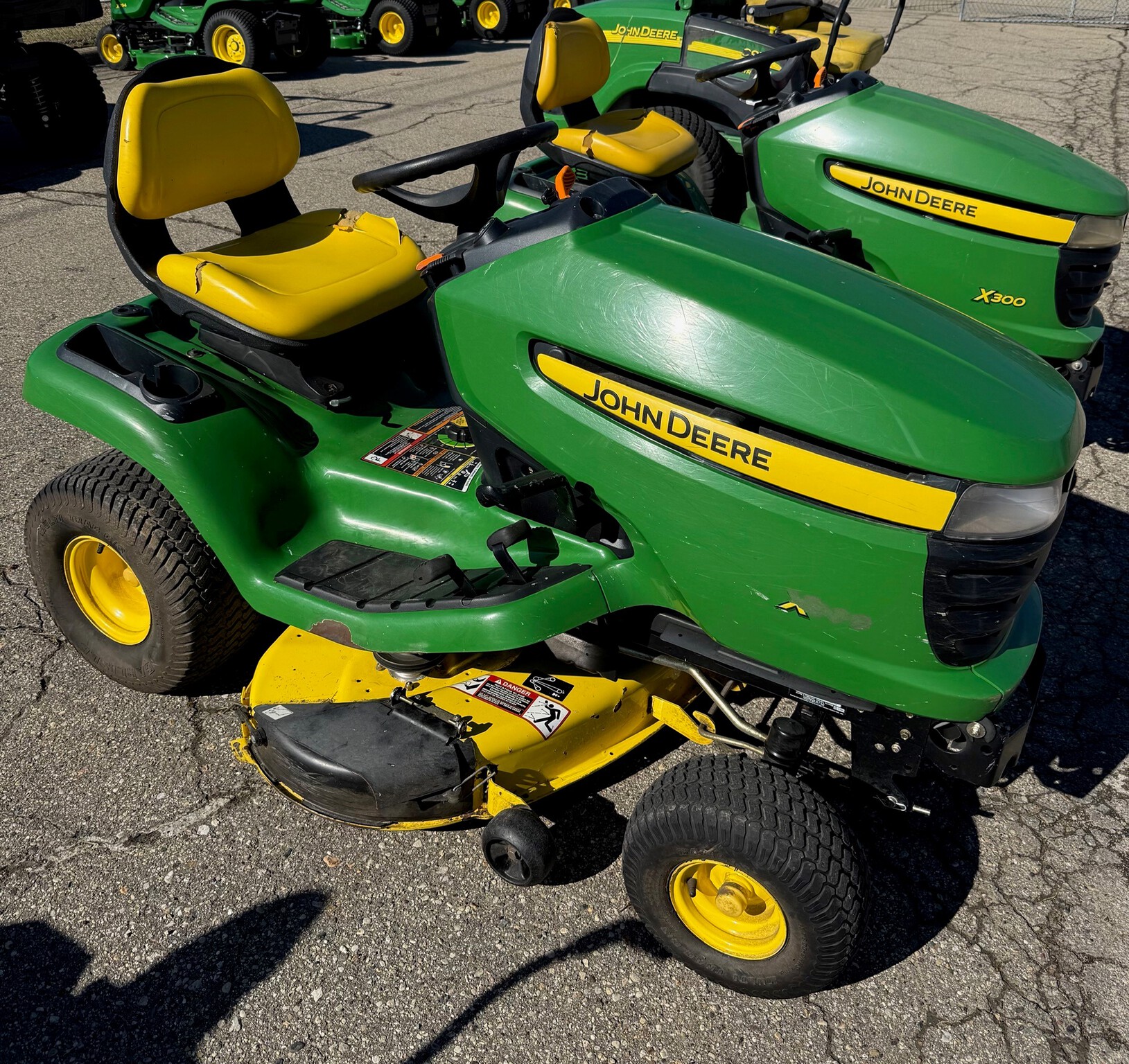 2010 John Deere X300 Image 1