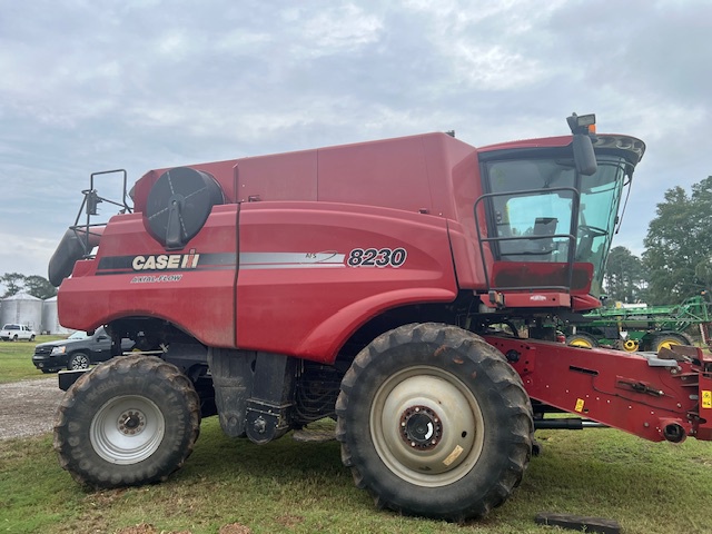 2014 Case IH 8230