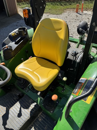 Photo of 2023 John Deere 5067E