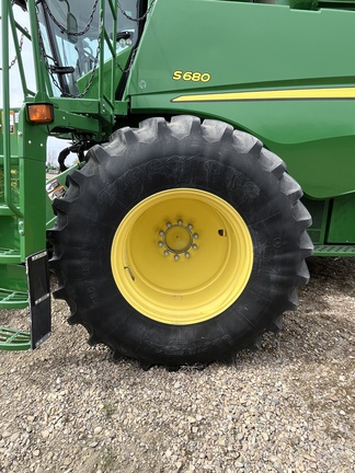 Used 2016 John Deere S680 Combines at Horizon Ag & Turf in Falher, AB - Photo7