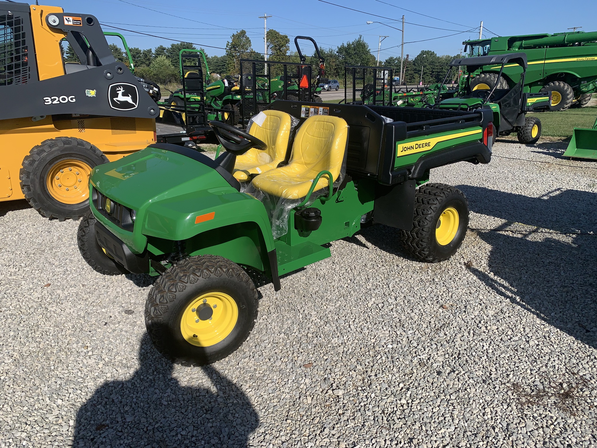 2025 John Deere TX GATOR Image 2