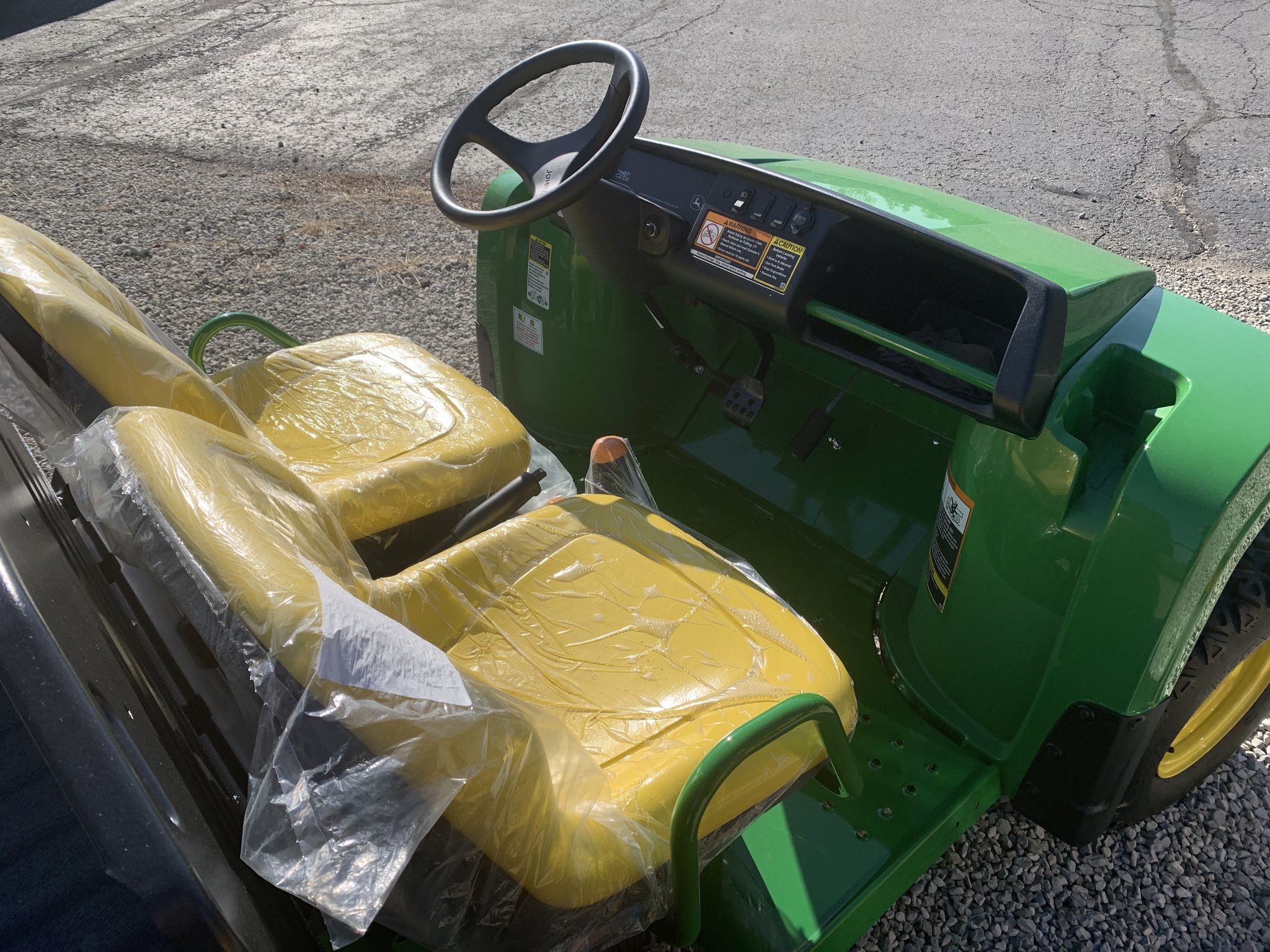 2025 John Deere TX GATOR Image 6