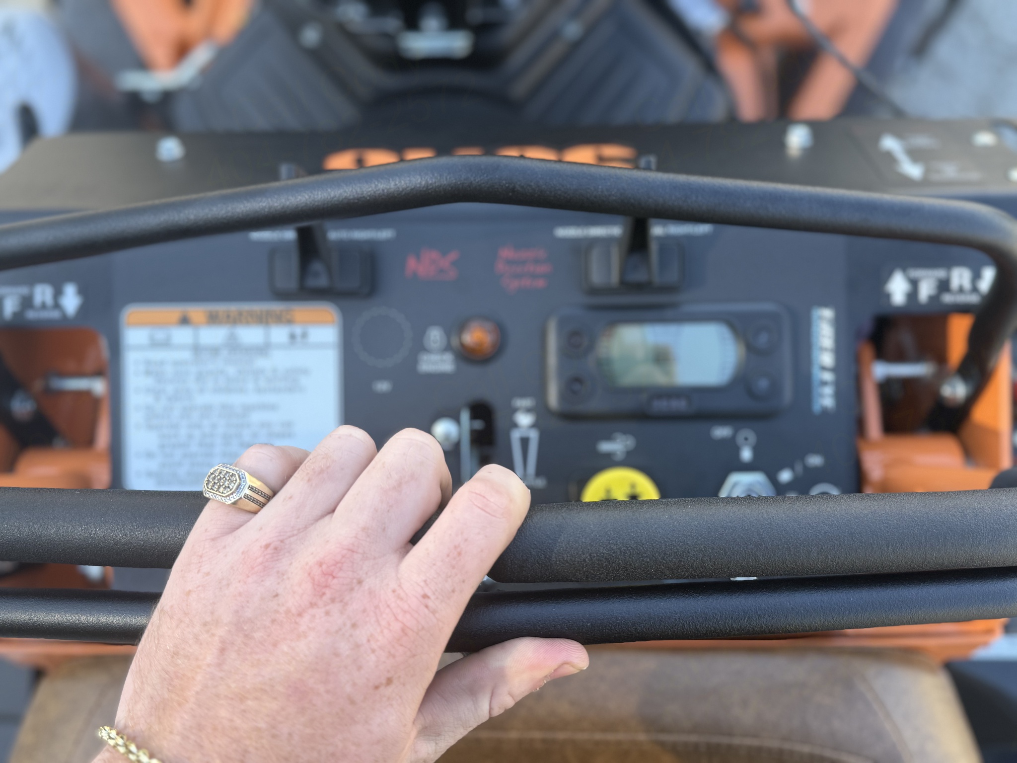 2025 Scag WS23-37BV-EFI (SIMPLY THE BRAVE DISCOUNT) Image 7