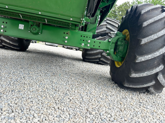 2024 John-Deere S780