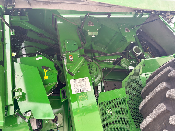 2024 John-Deere S780