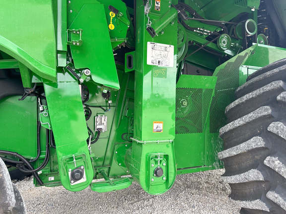 2024 John-Deere S780
