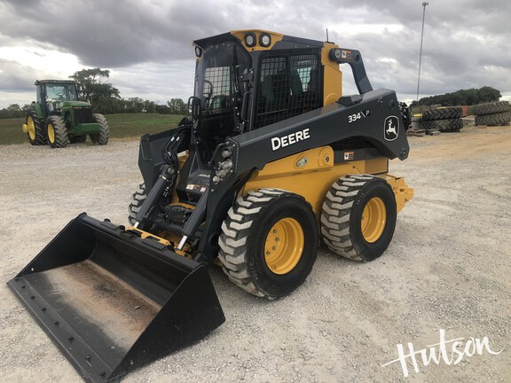 Photo of 2024 John Deere 334 P
