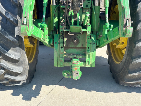 2009 John-Deere 7630