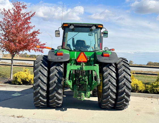 2009 John-Deere 7630