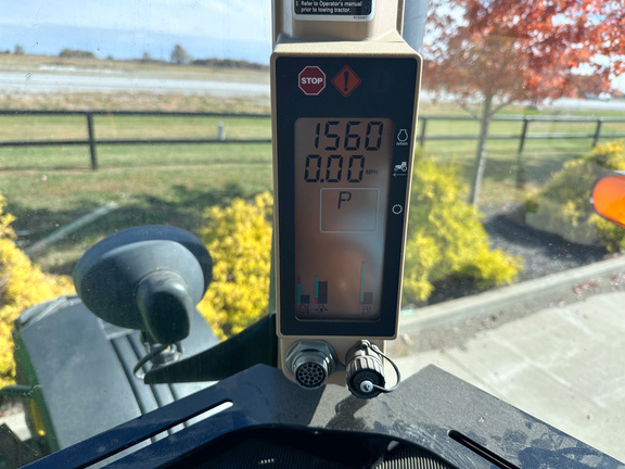 2009 John-Deere 7630