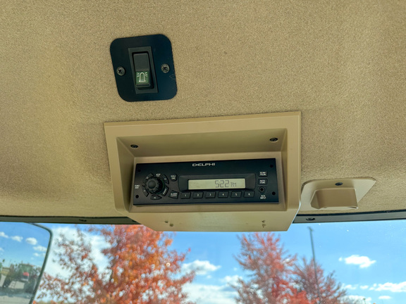 2009 John-Deere 7630