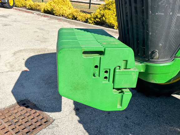 2009 John-Deere 7630