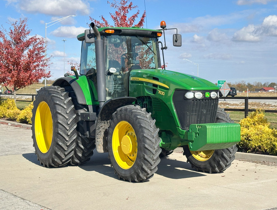 2009 John-Deere 7630