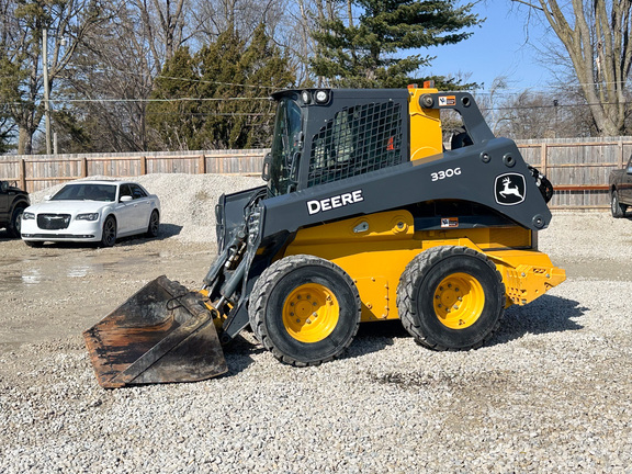 2020 John-Deere 330G