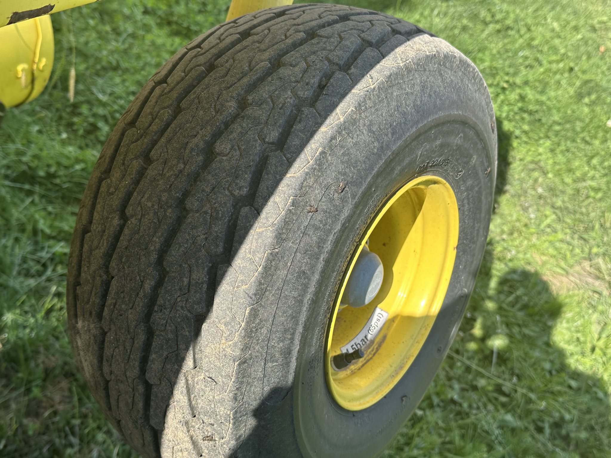 2022 John Deere 649 Image 8