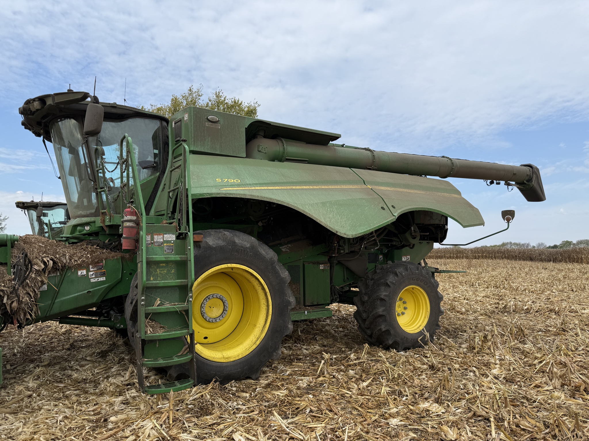  2023 John Deere S790 at Heritage Tractor in Brimfield, IL